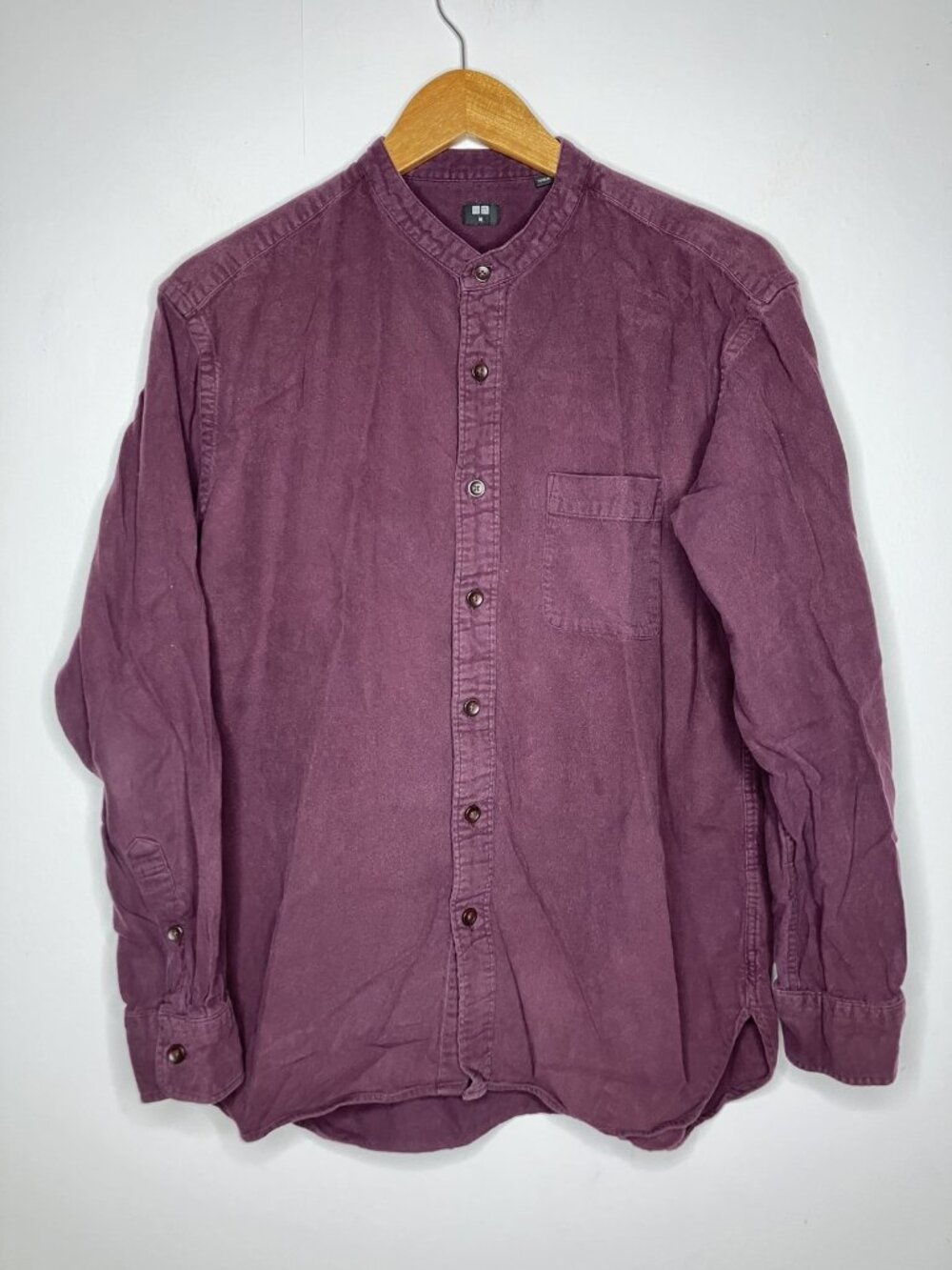 UNIQLO Men's M Burgundy Flannel Band Collar Long Sleeve Button Shirt Casual